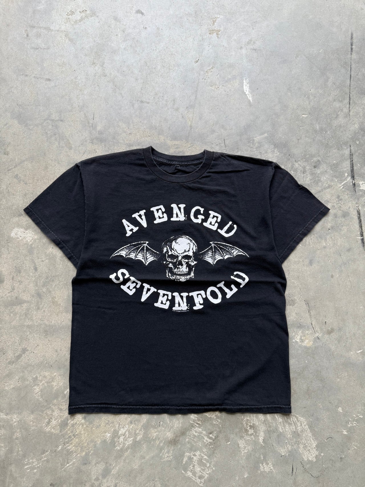 00’s AVENGED SEVENFOLD SKULL BAND TEE LARGE