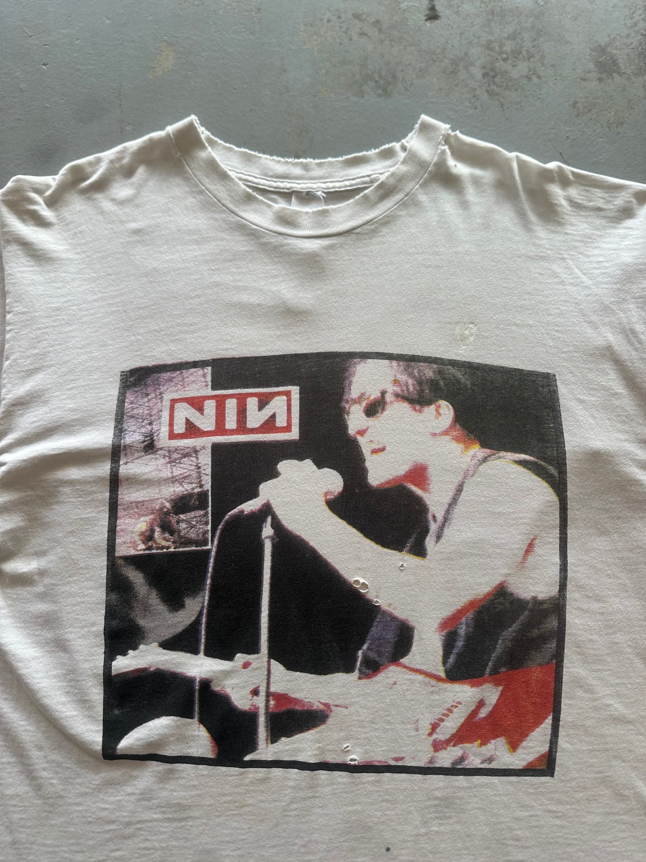 1990’s NINE INCH NAILS DOWNWARD SPIRAL TEE XL