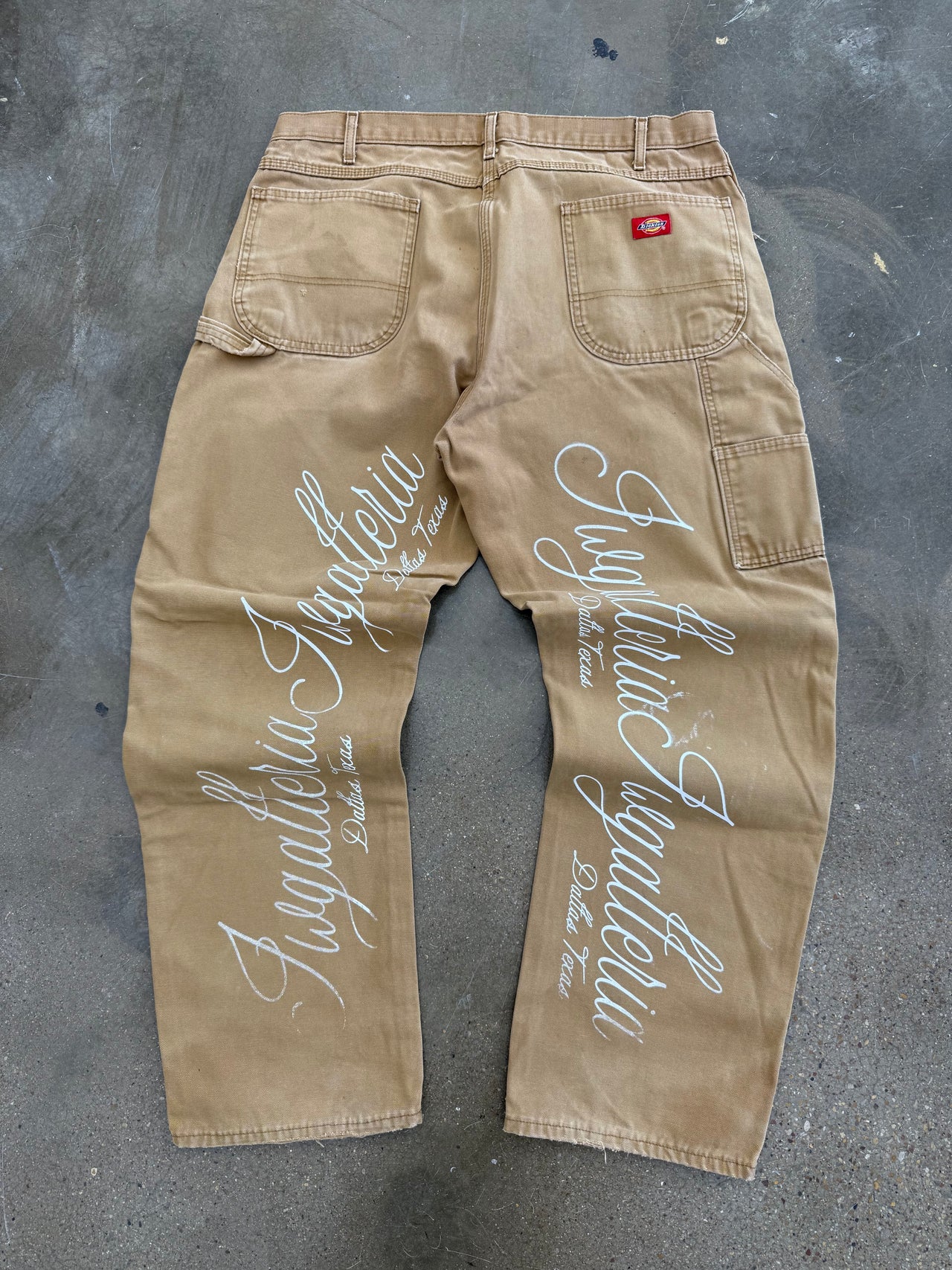 SCRIPT PANTS SZ 36