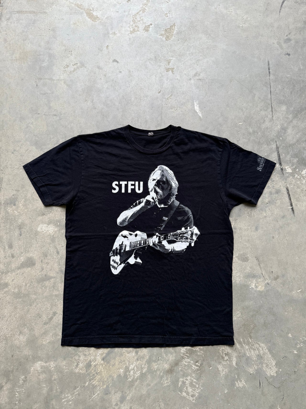 00’s SHUT THE FUCK UP TEE LARGE