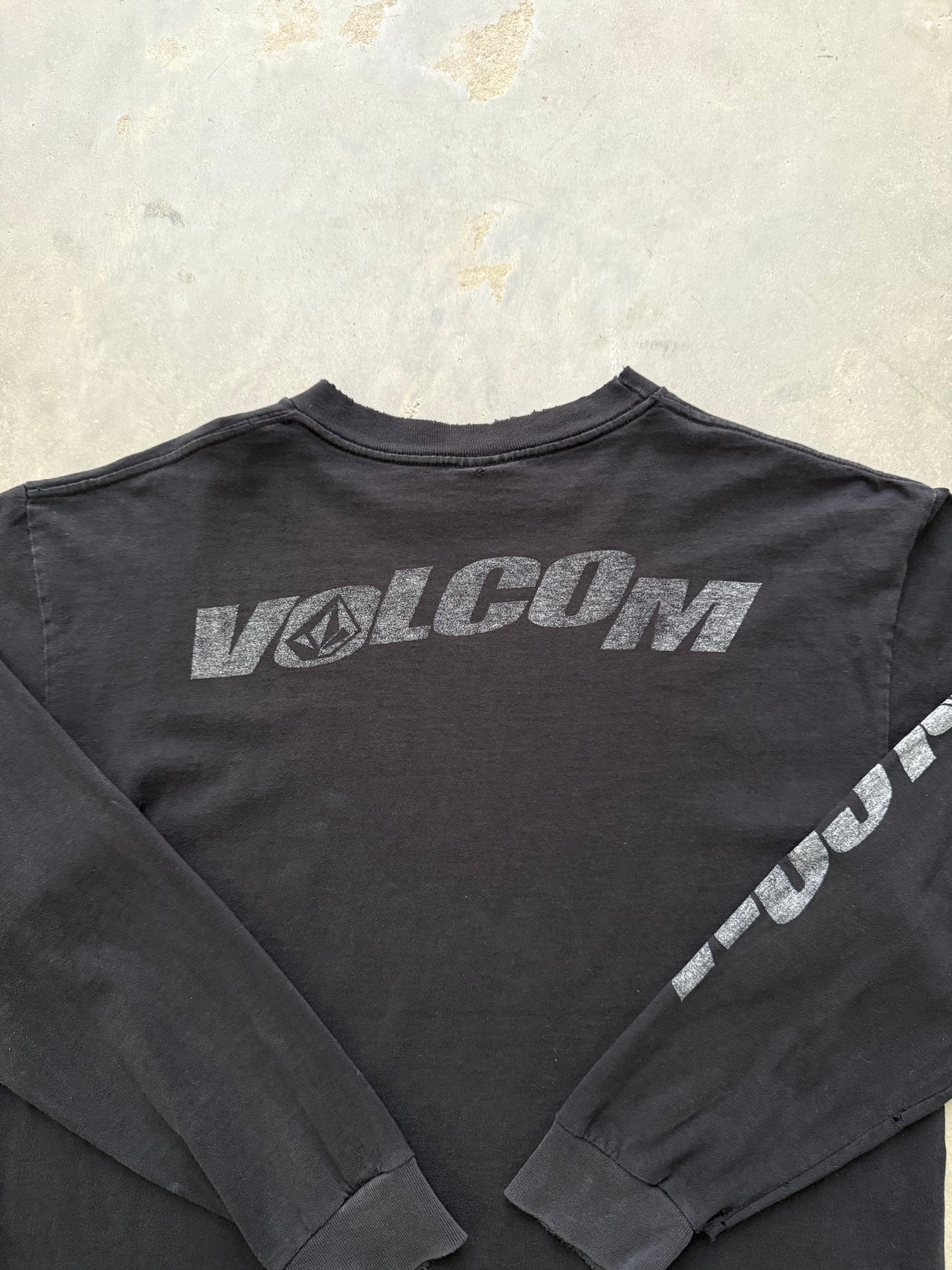 90’s VOLCOM SKATING SURF FADED LONG SLEEVE LARGE