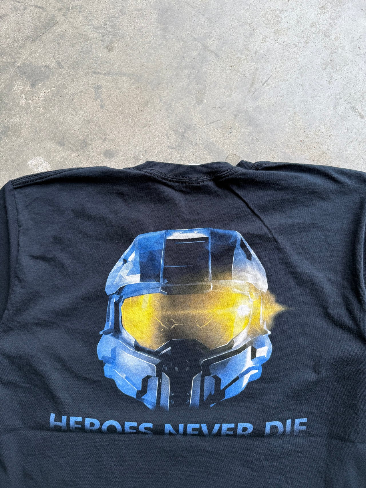 00’s HALO XBOX VIDEO GAME PROMO TEE LARGE