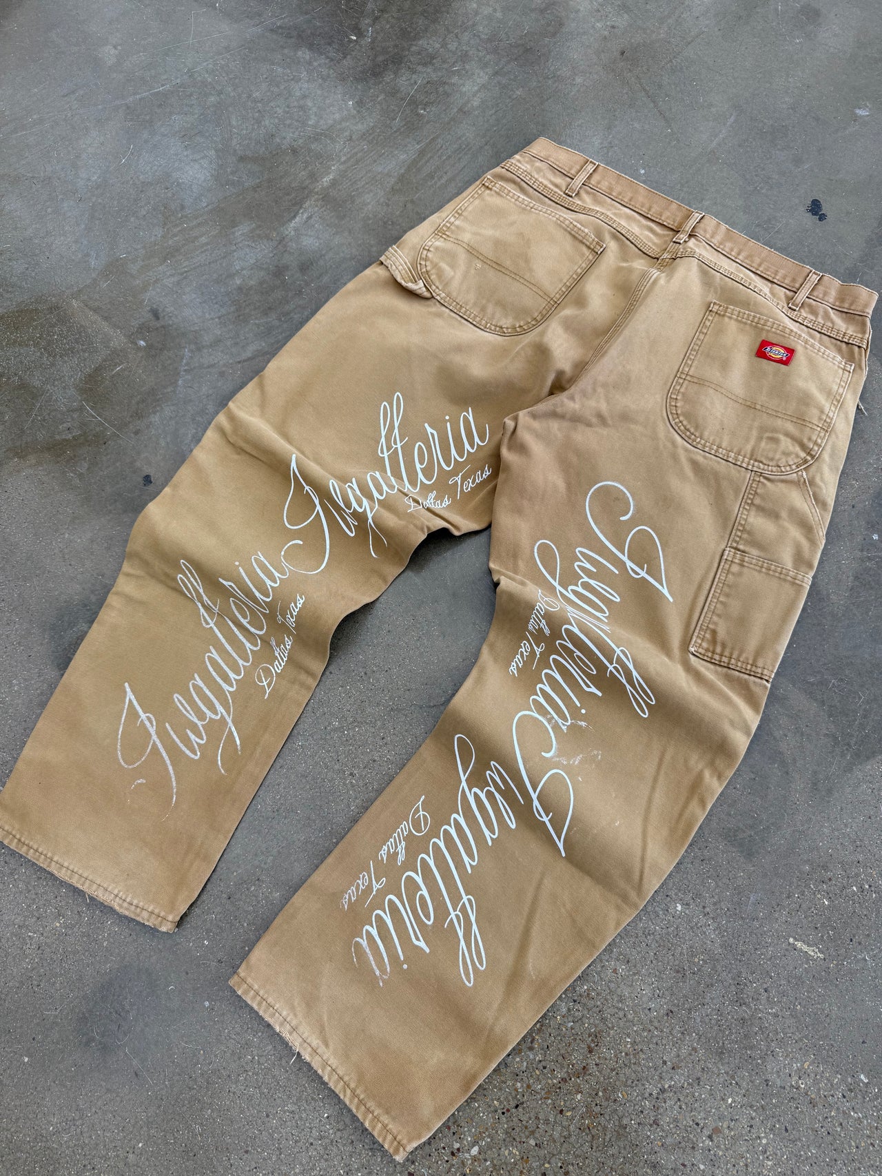SCRIPT PANTS SZ 36