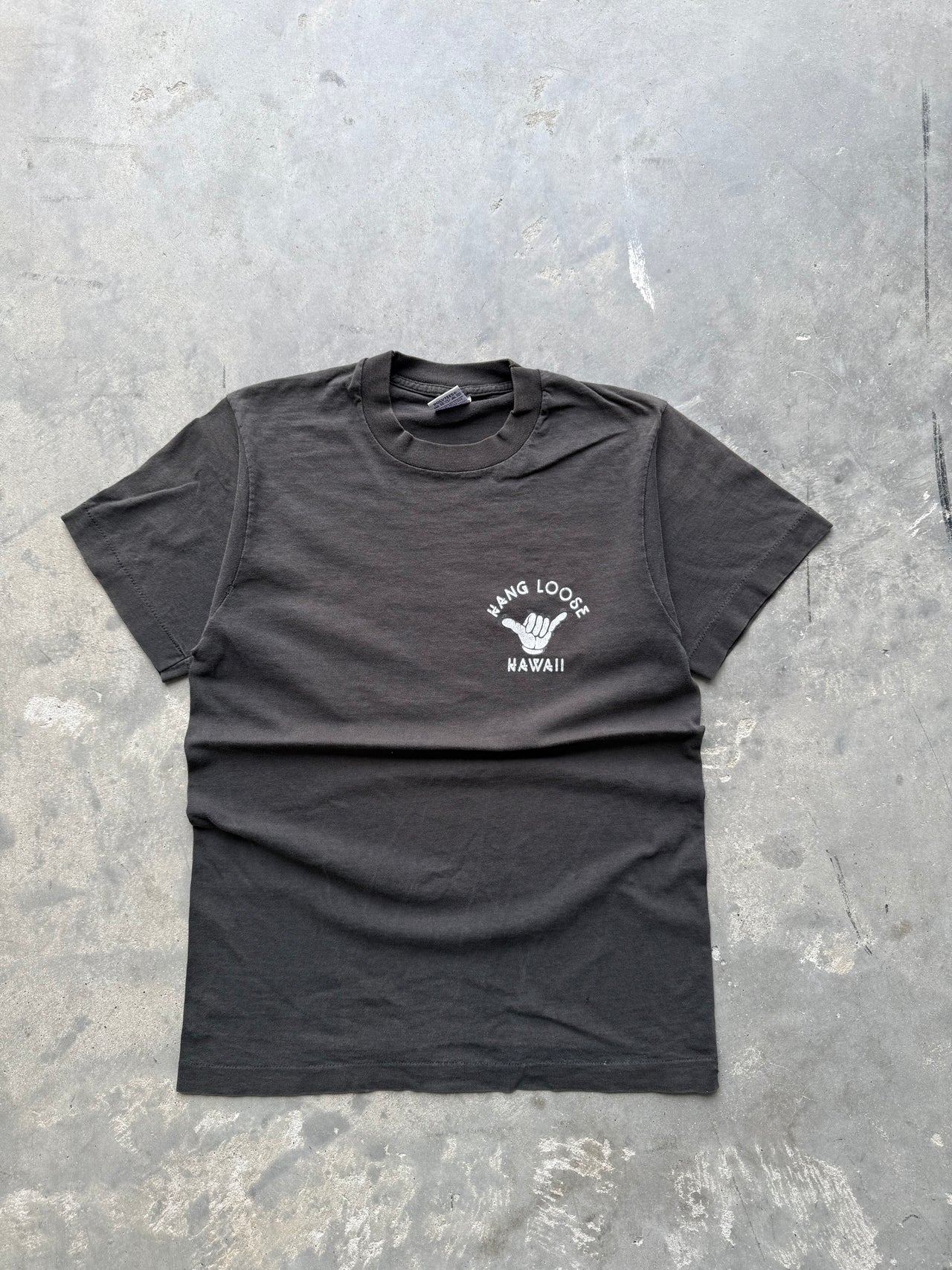 90’s HAWAII HANG LOOSE FADED SMOKED TEE MEDIUM
