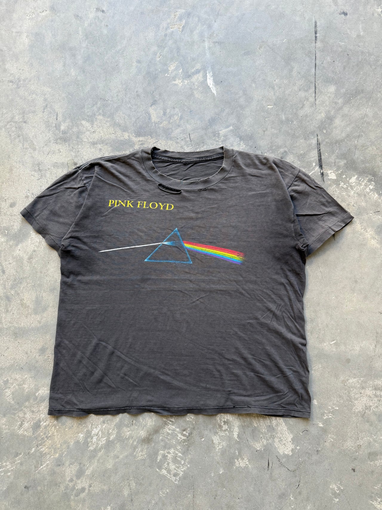 90’s PINK FLOYD FADED THRASHED BAND TEE XL