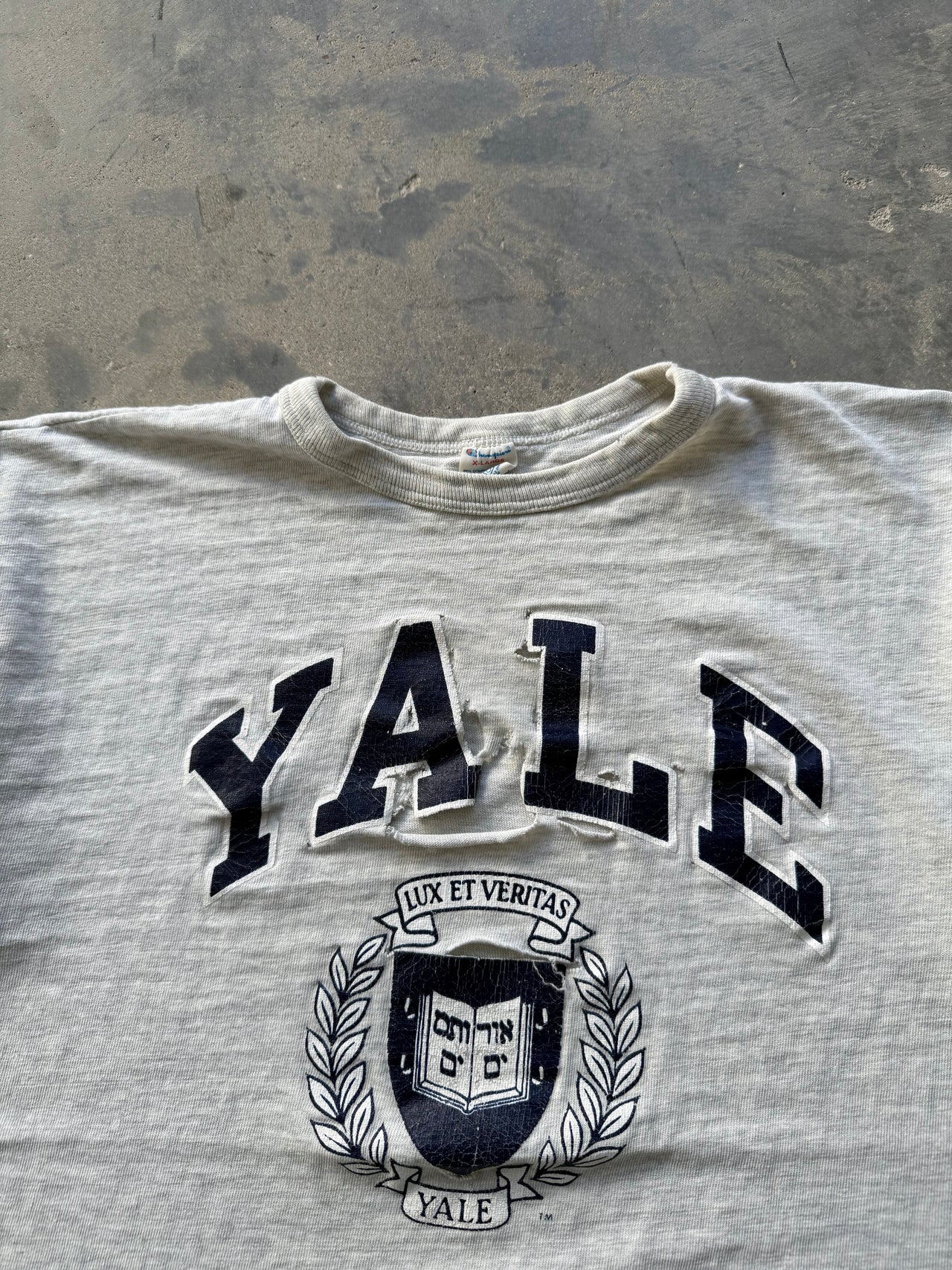 1970’s YALE COLLEGIATE THRASHED BOXY TEE LARGE