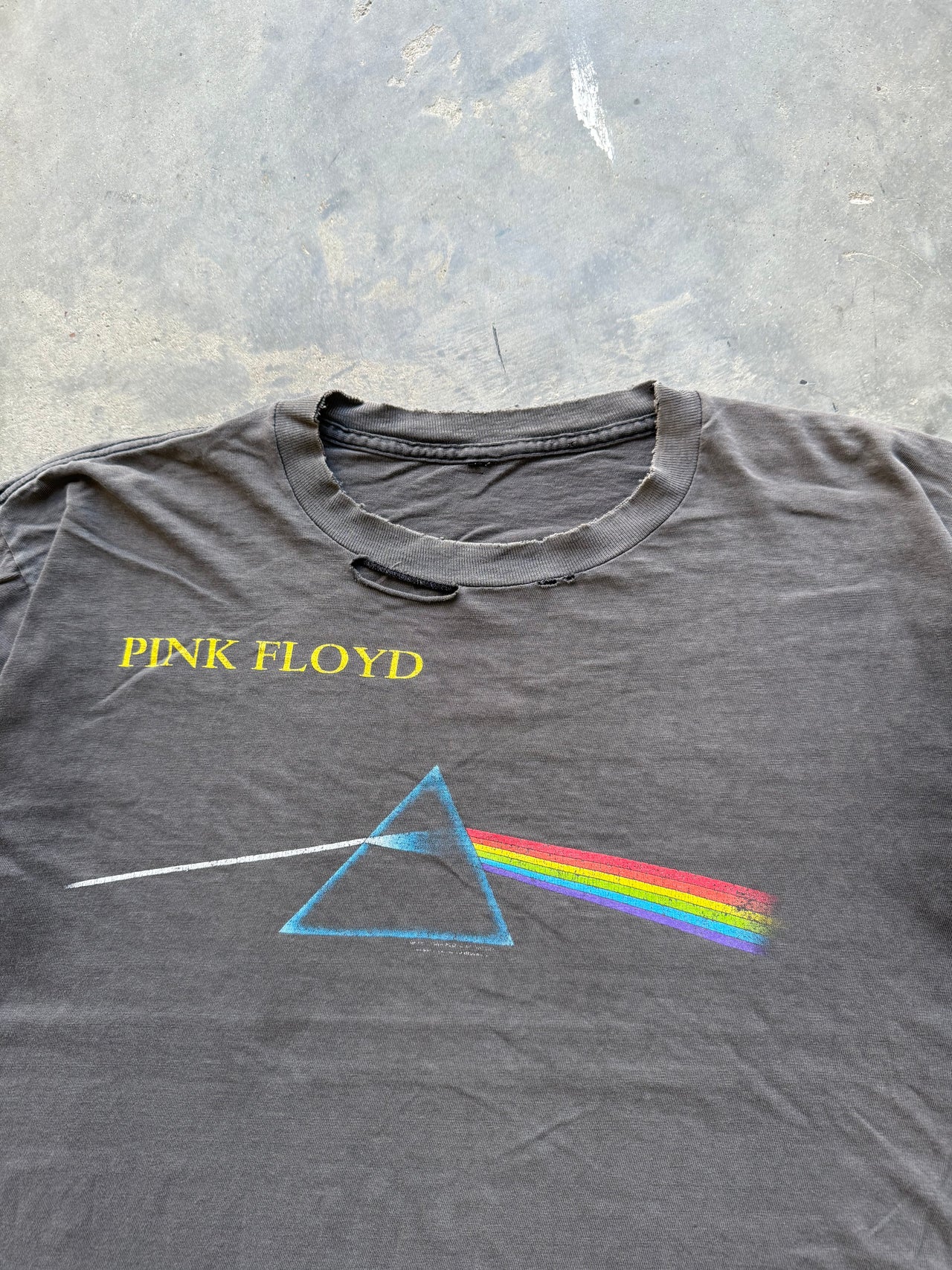90’s PINK FLOYD FADED THRASHED BAND TEE XL