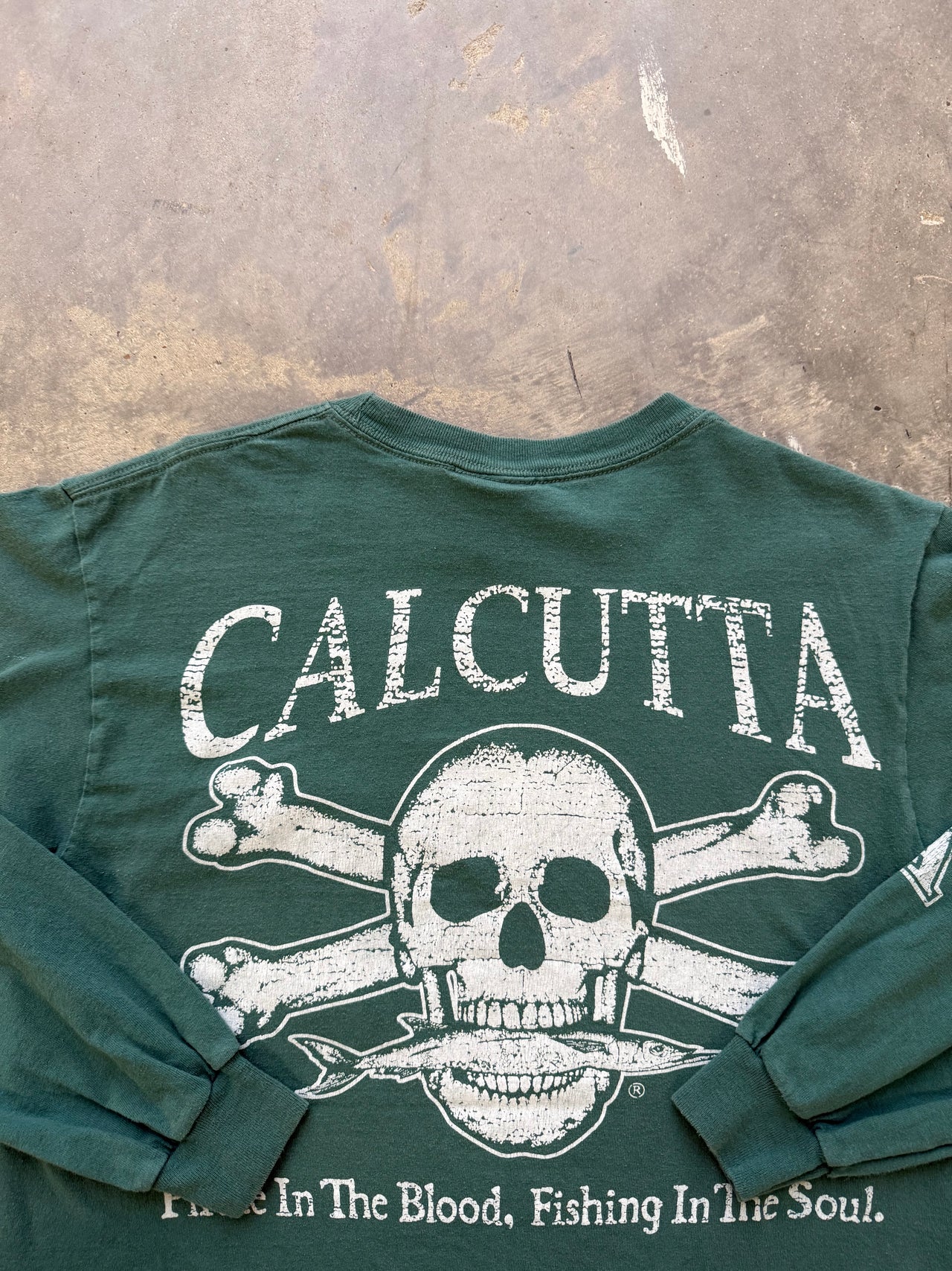 90’s CALCUTTA SKULL BONES LONG SLEEVE MEDIUM