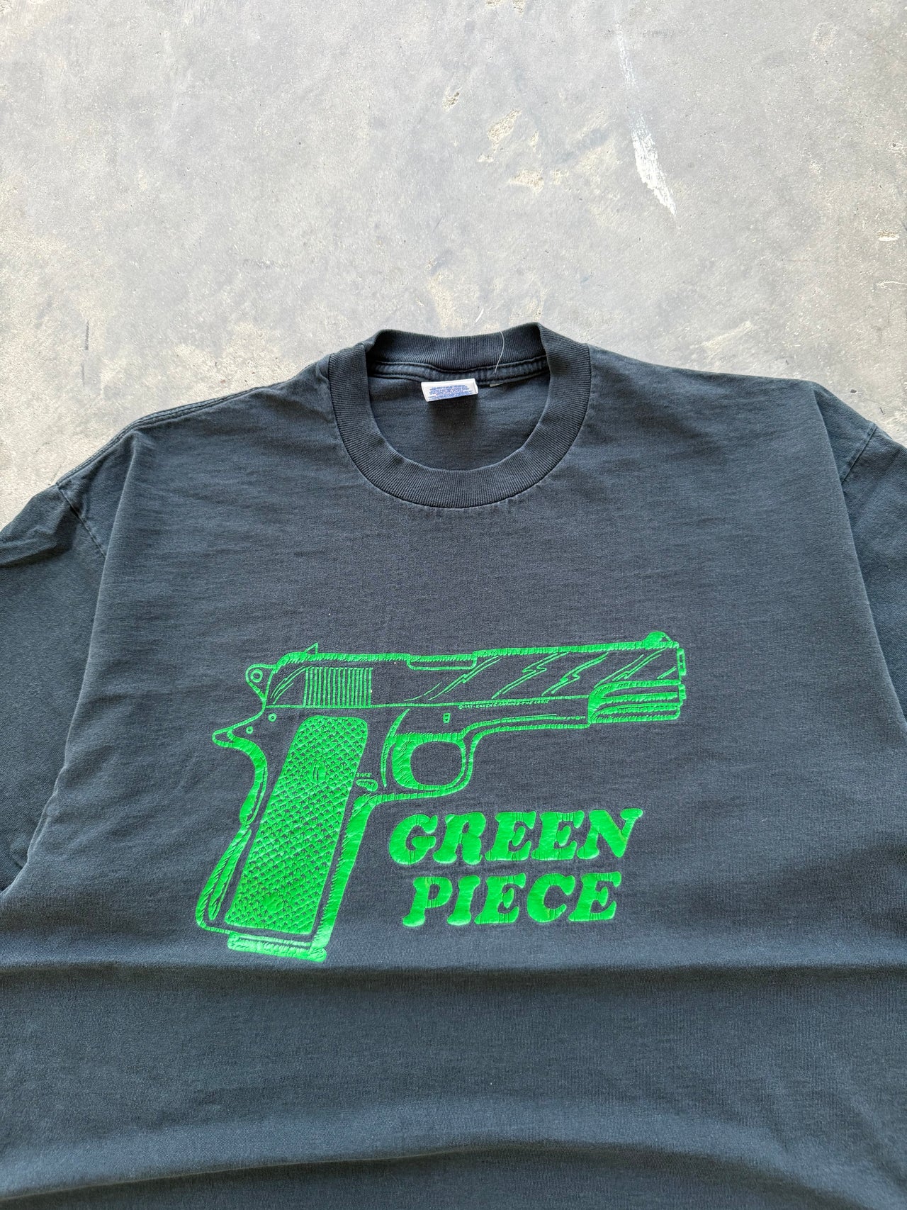 90’s GREEN PIECE GLOCK TEE XL