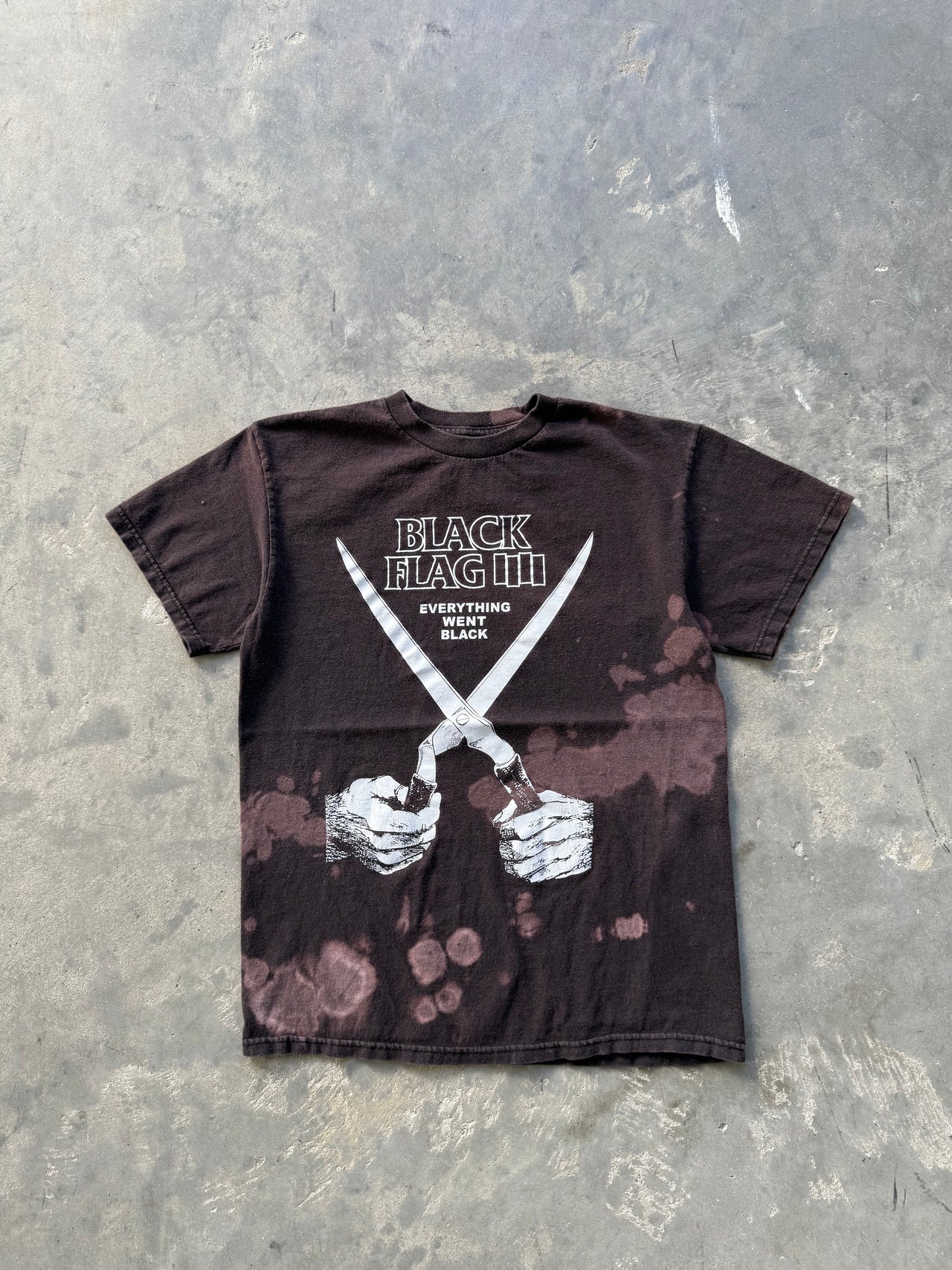 00’s BLACK FLAG FADED TEE SMALL