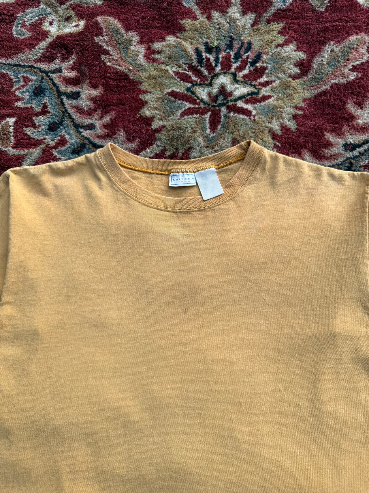 90’s SINGLE STITCH FADED YELLOW PAINT BLANK M