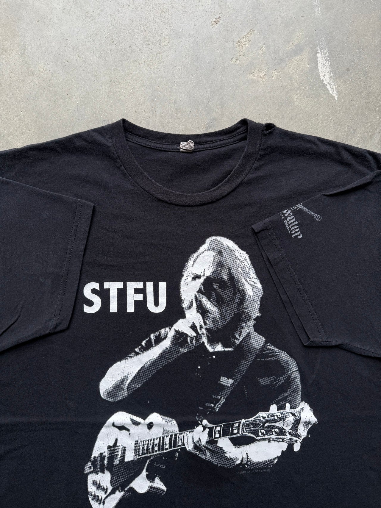 00’s SHUT THE FUCK UP TEE LARGE